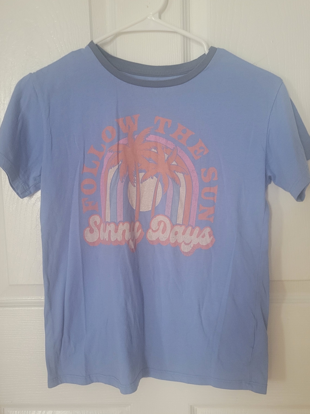 Follow The Sun Sunny Days Graphic Tee - Light Blue & Pink/Coral